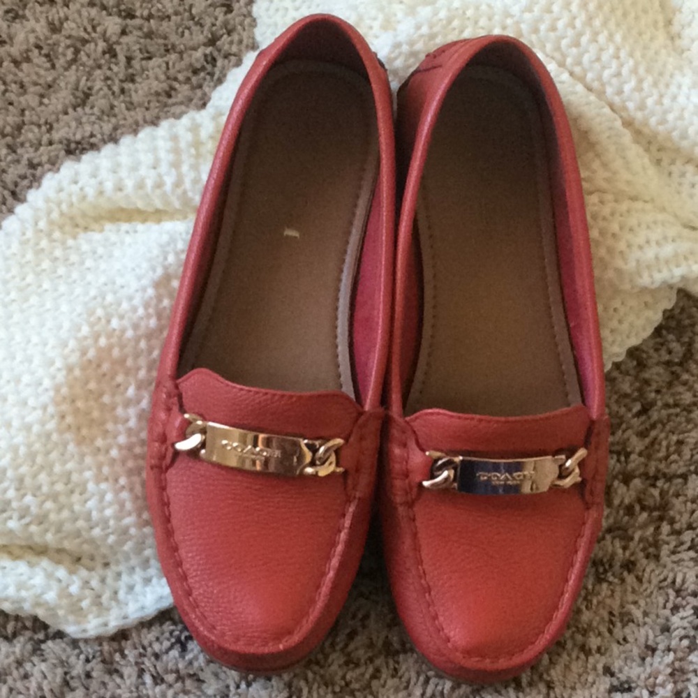 Moccasins Coach